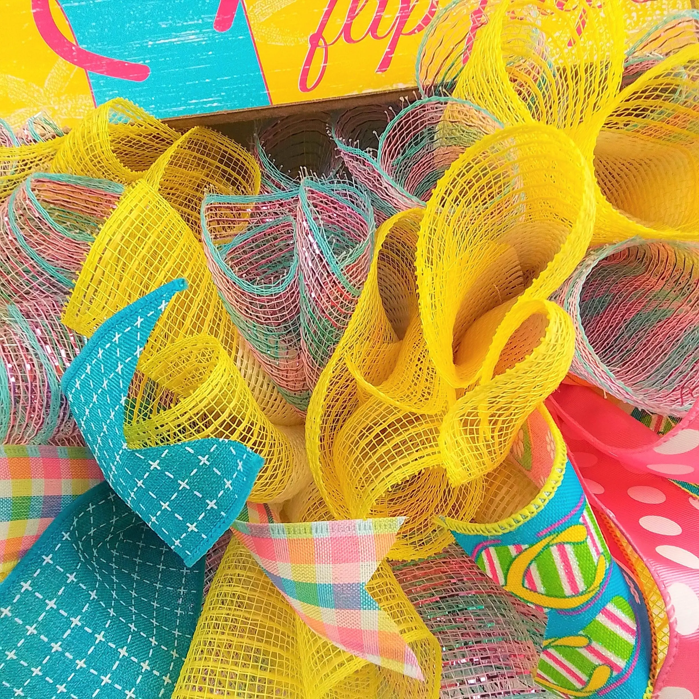 Yellow Flip Flop Wreath - Summer Mesh Wreath Ideas - Pink Turquoise